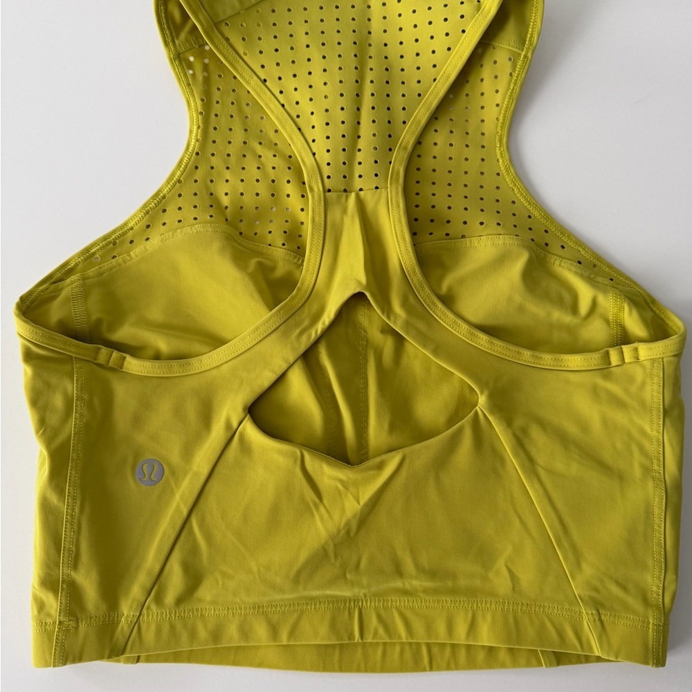 Lululemon Unleash Strength Bra *Medium Support, B/C Cup - Picture 4 of 7